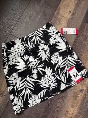 Black & White Floral Print Women’s Skirt - Size M